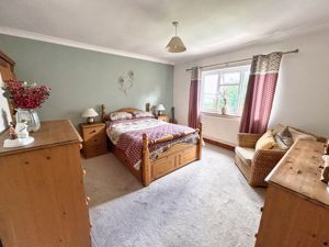 Photo 30- click for photo gallery